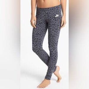 NIKE grey/black Cheetah print yoga, active athletic leggings